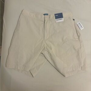 Old Navy Men's Tan Flat Front Shorts